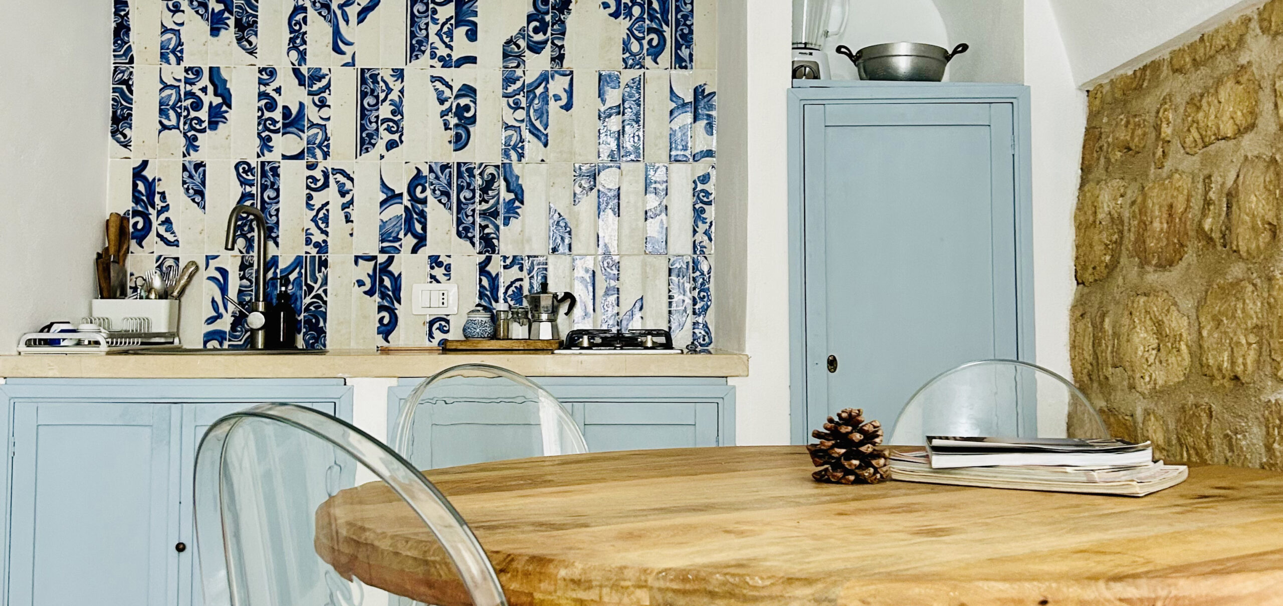 cava-bianca-spaces-dining